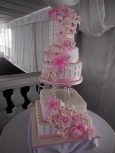 Elite Cake Designs Ltd Wedding Cakes In Solihull Birmingham